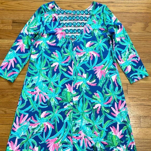 Lilly Pulitzer Small 'Macaw Blue Sweet Escape' Chilly Lilly fabric! ENC w/o tag! - Picture 3 of 5